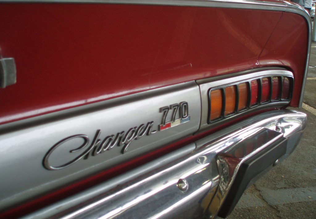Take Time To Scrutinize Different Car Chargers Before You Buy